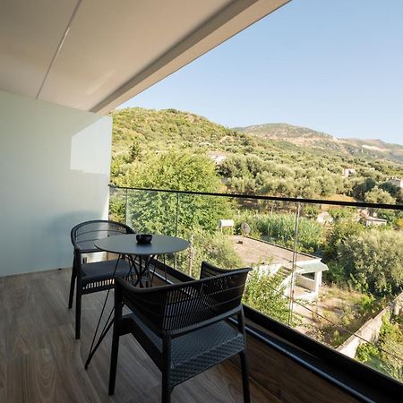 Calma Boutique Hotel Vlore Exterior photo