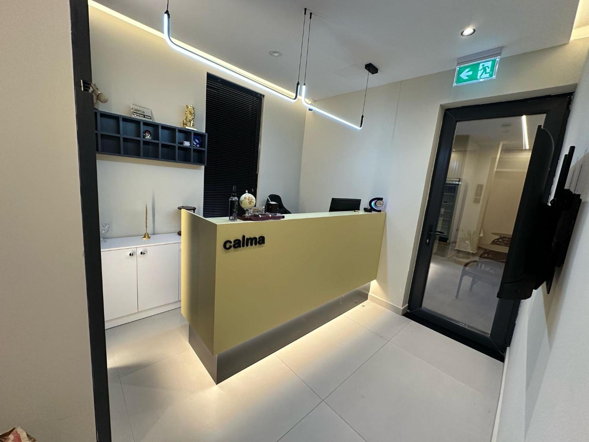 Calma Boutique Hotel Vlore Exterior photo